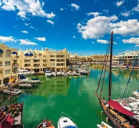 Puerto Marina Apartment Benalmádena Exterior photo
